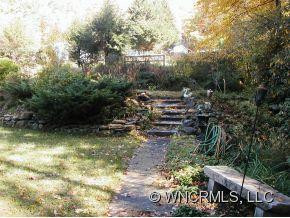 825 Bee Tree Road - Photo 3