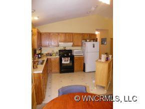 188 Village Blvd - Photo 5