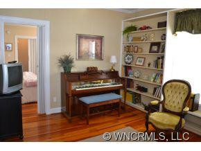 72 Hagood Road - Photo 9