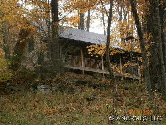 77 Emerald Lane