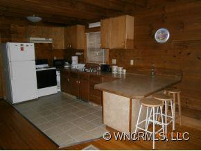77 Emerald Lane - Photo 4