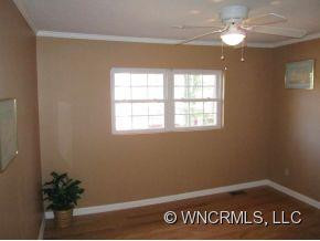 134 Underhill Road - Photo 9