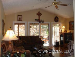 107 S Greenbriar Woods Road - Photo 3