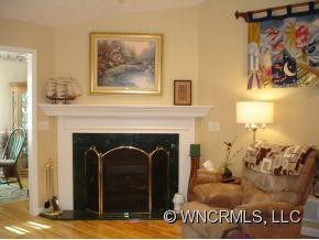 107 S Greenbriar Woods Road - Photo 4