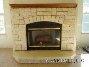 70 Lamonda Drive - Photo 4