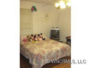 175 Montana Avenue - Photo 3