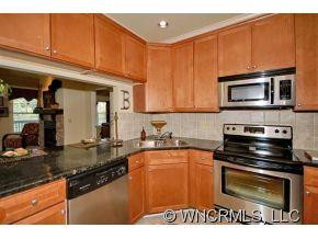 9 KENILWORTH KNOLL UNIT 215 - Photo 2