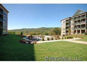 9 KENILWORTH KNOLL UNIT 215 - Photo 4