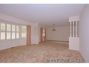 20 Rivoli Blvd - Photo 3