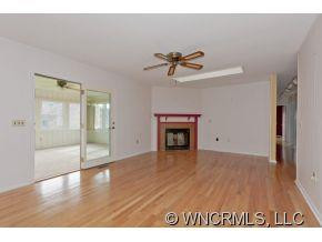20 Rivoli Blvd - Photo 4