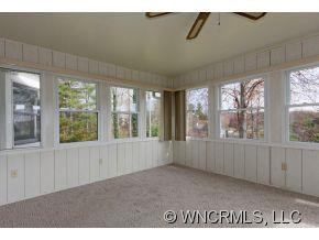 20 Rivoli Blvd - Photo 8