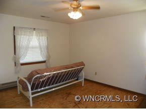 128 CLEARWATER DRIVE - Photo 6