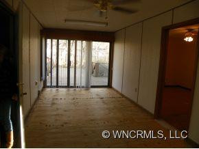 128 CLEARWATER DRIVE - Photo 9