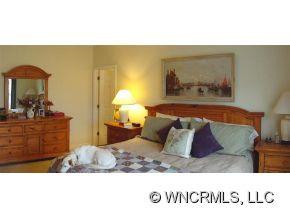 105 Bridlewood Trail - Photo 6