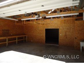 908 Whiteside Trail - Photo 3
