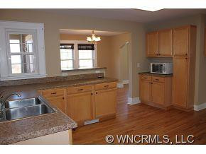145 Georgia Avenue - Photo 16