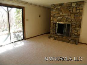 1 Woodmere Lane - Photo 4