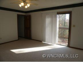 1 Woodmere Lane - Photo 5
