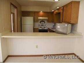 1 Woodmere Lane - Photo 7