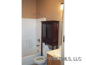 138 Riverview Dr - Photo 11