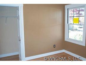 138 Riverview Dr - Photo 10