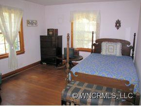 508 TOWNSEND ROAD - Photo 9