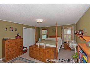 4 Sugarloaf Lane - Photo 12