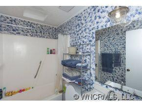 4 Sugarloaf Lane - Photo 17