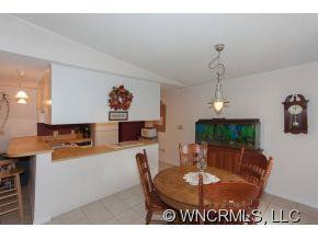 4 Sugarloaf Lane - Photo 4
