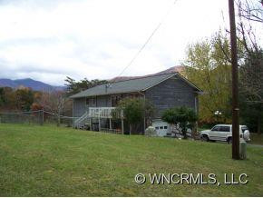 35 CAMELFIELD ROAD - Photo 2