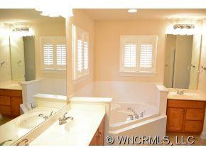 107 White Ash Dr East - Photo 8
