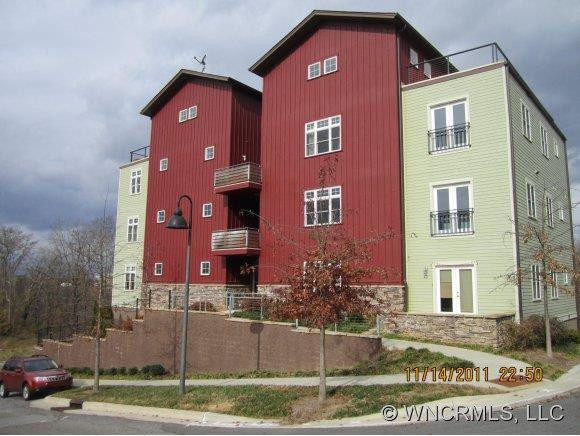 400 N. Skyloft Drive, #203