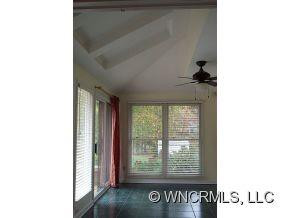 302 Rose Hill Rd - Photo 9