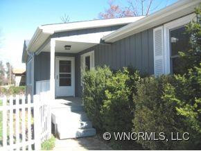 203 Regan Street - Photo 2