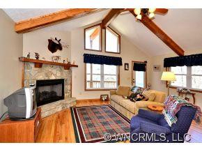 412 Highview Drive - Photo 4