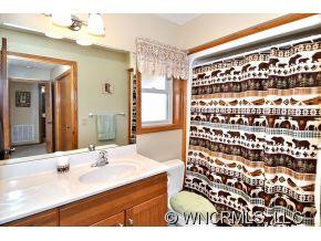412 Highview Drive - Photo 9