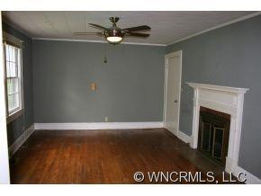 374 COLLETT STREET - Photo 3