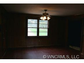 374 COLLETT STREET - Photo 4