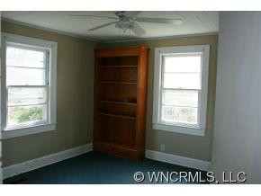 374 COLLETT STREET - Photo 9