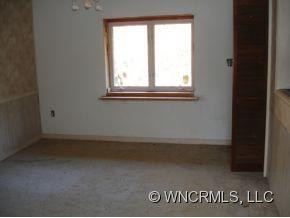 112 Utopia Road - Photo 2