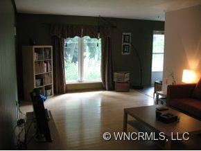 16 Waters Road - Photo 2