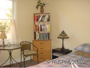 129 Ashlyn Lane - Photo 18