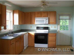 185 Victoria Drive - Photo 4