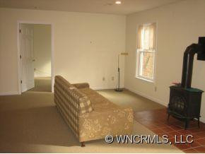 426 Manor Crest Lane - Photo 18