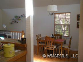 166 Linsonwood Rd - Photo 5