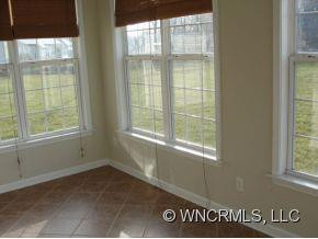6 HADLEY PARK WAY - Photo 11