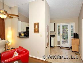 34 HICKORY HILLS DRIVE - Photo 6