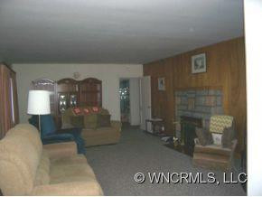 2000 Haywood Rd - Photo 3