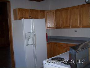 402 DILLON LANE - Photo 11