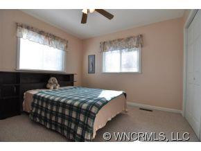 452 Walker Road - Photo 14